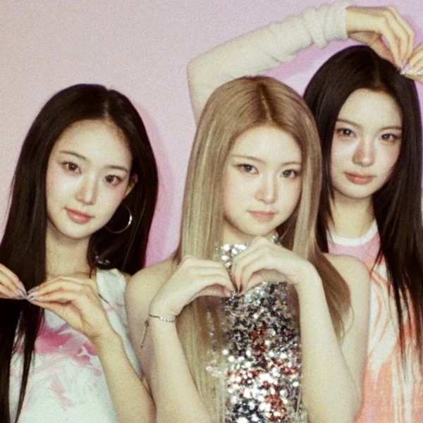 Top Photo Full of KiiiKiii Love