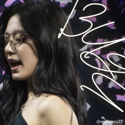 오늘 가장 사랑받은 쯔위 (TWICE)의 모습