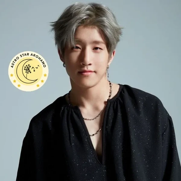 Top Photo Full of Jinjin (ASTRO) Love