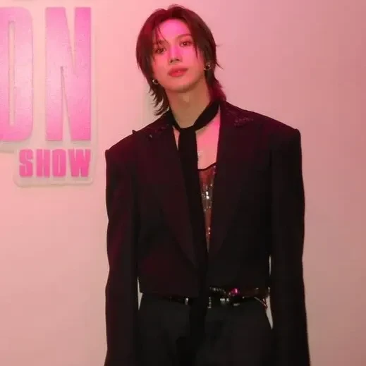 Today's Most Loved Taemin (SHINee)