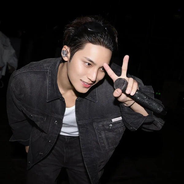 Today's Most Loved Mingyu (SEVENTEEN)