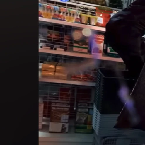 Signature photo of 江崎光 (Kep1er) capturing their charm