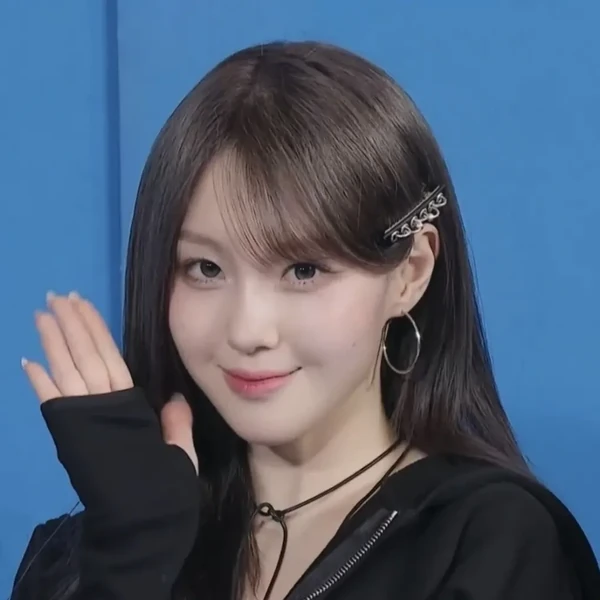 今日最受喜愛的金采炫 (Kep1er)