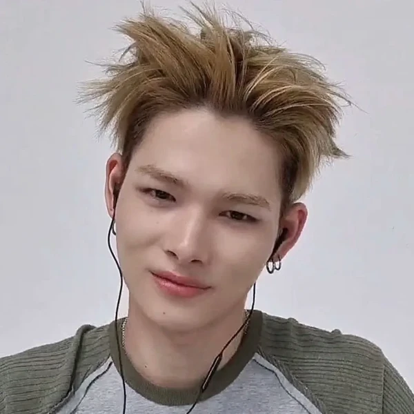 Popular profile image of NI-KI (ENHYPEN) selected by votes