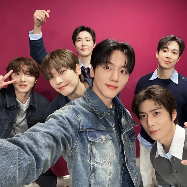 Foto Populer Penuh Cinta untuk SF9