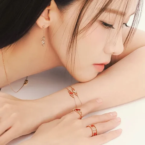 Popular profile picture of Yoona (Girls' Generation) loved by fans