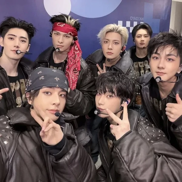 ENHYPEN 팬심 가득한 인기 사진