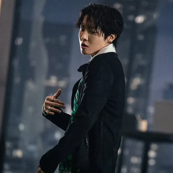 今日最受喜愛的J-hope (防彈少年團)