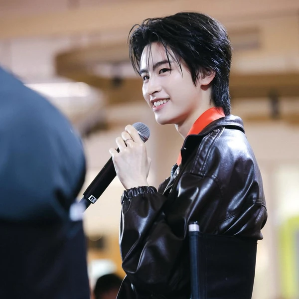 粉絲票選的Aa (BUS)最佳瞬間