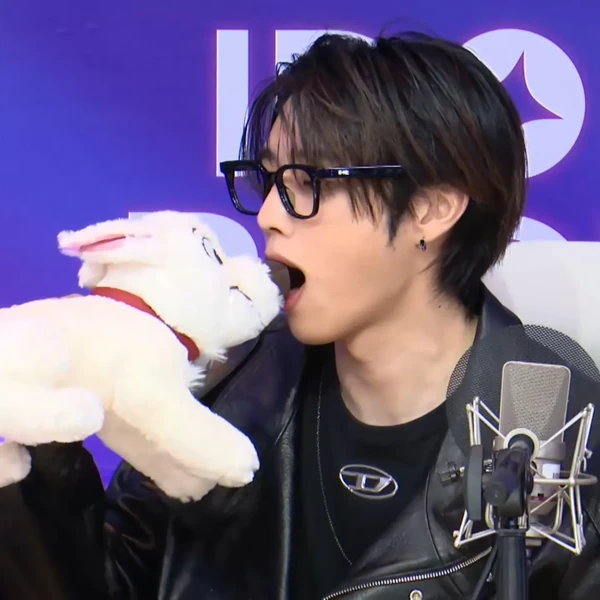 充滿粉絲愛意的善旴 (THE BOYZ)人氣照片