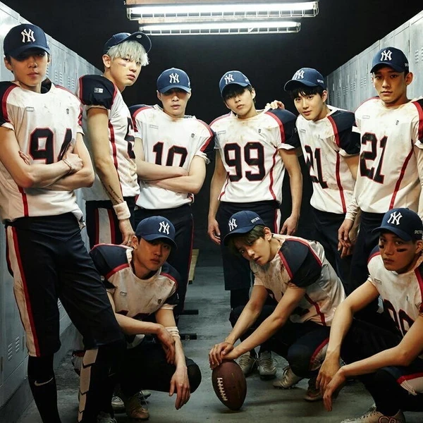 Fans' Pick: Best Moment of EXO