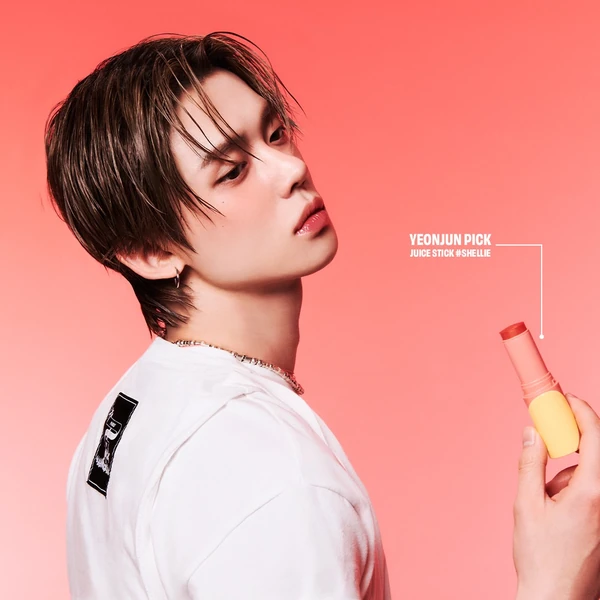 연준 (투모로우바이투게더) 팬심 가득한 인기 사진