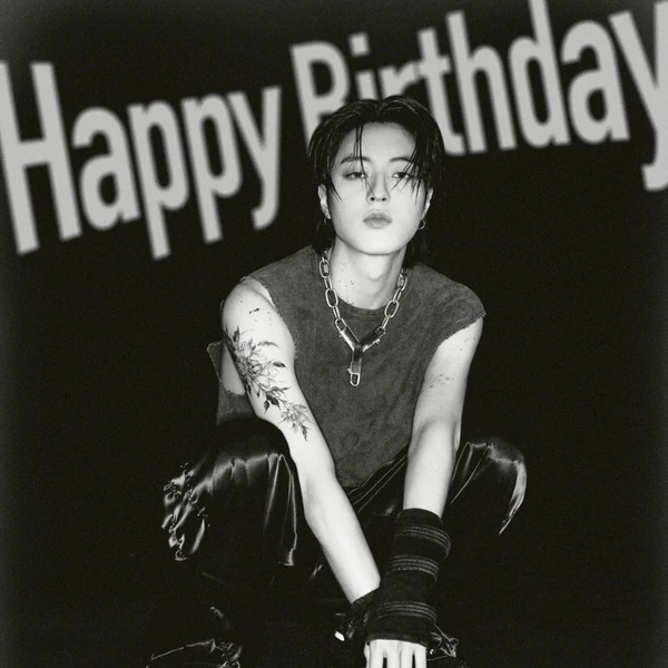 Signature photo of Haruto (TREASURE) capturing their charm