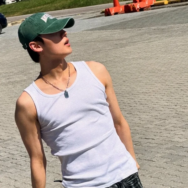 Top Photo Full of Chan (A.C.E) Love