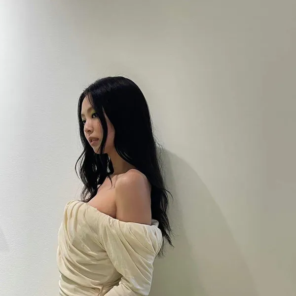 제니 (BLACKPINK) 팬심 가득한 인기 사진