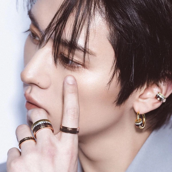 充满粉丝爱意的Lee Know (Stray Kids)人气照片