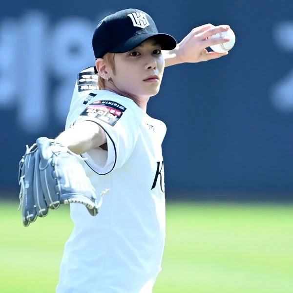 充滿粉絲愛意的太顯 (TOMORROW X TOGETHER)人氣照片