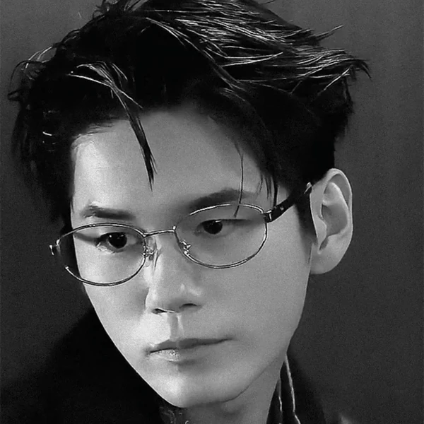 充滿粉絲愛意的邕聖祐人氣照片