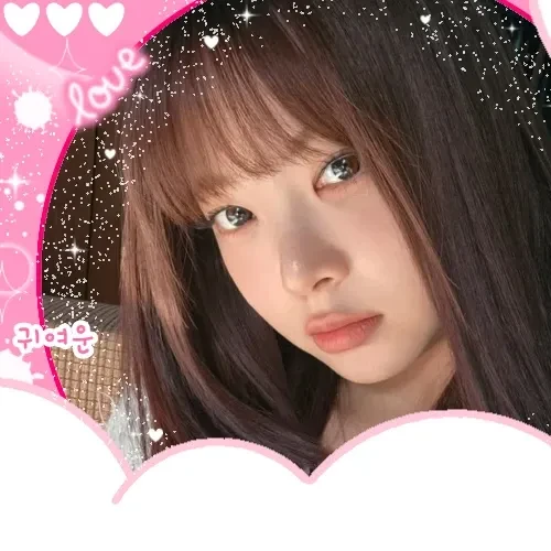 Today's Most Loved Hong Eunchae (LE SSERAFIM)