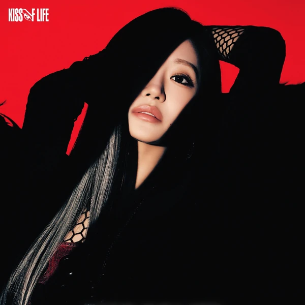 Top Photo Full of Julie (KISS OF LIFE) Love