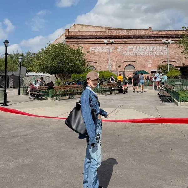 오늘 가장 사랑받은 미나 (TWICE)의 모습