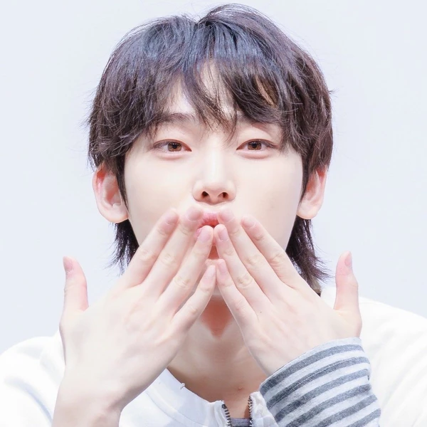 今天最受喜爱的善禹 (ENHYPEN)