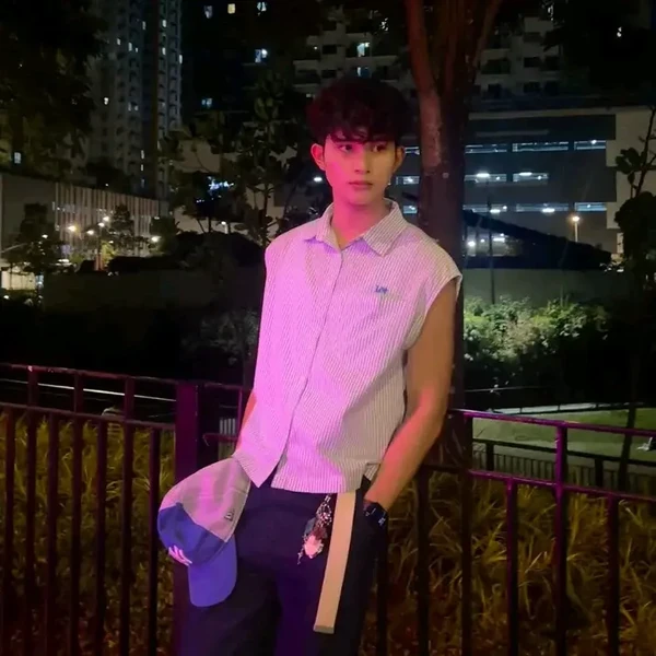 Today's Most Loved Winston (HORI7ON)