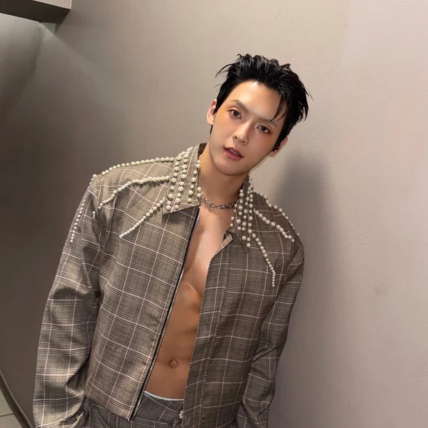 Top Photo Full of Lee Minhyuk (BTOB) Love