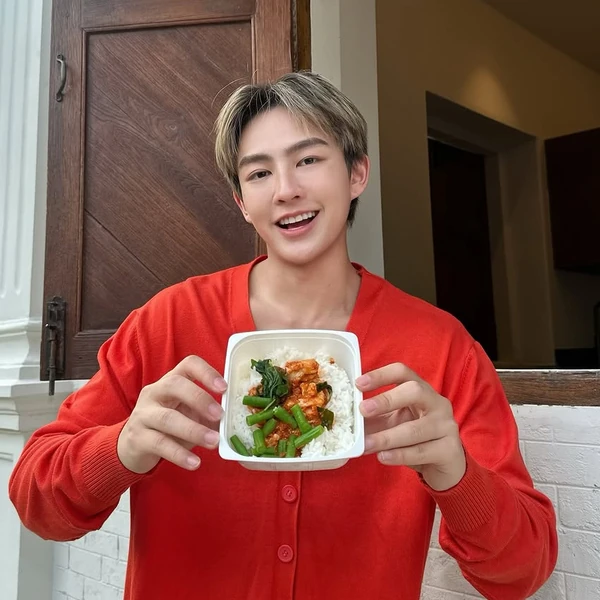 Top Photo Full of Heart (BUS) Love