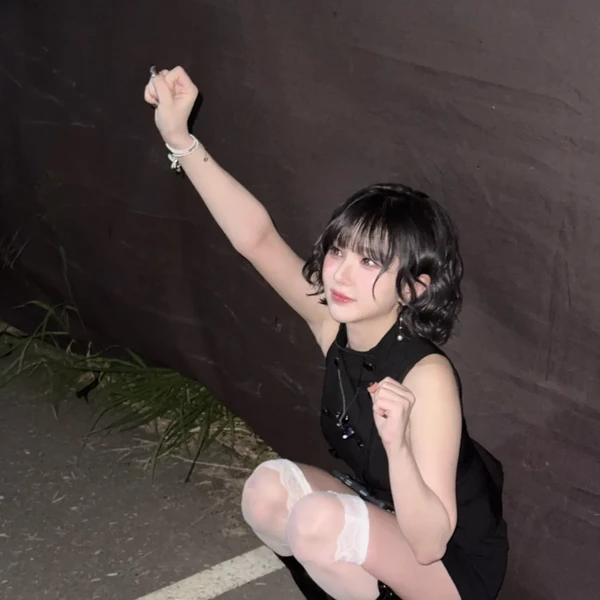 Momen Terbaik VIVIZ Pilihan Penggemar