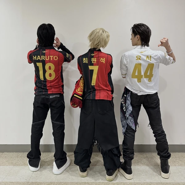 充满粉丝爱意的TREASURE人气照片