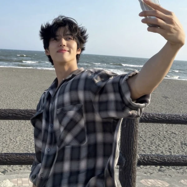 팬들이 뽑은 홍석 (펜타곤) 최고의 순간