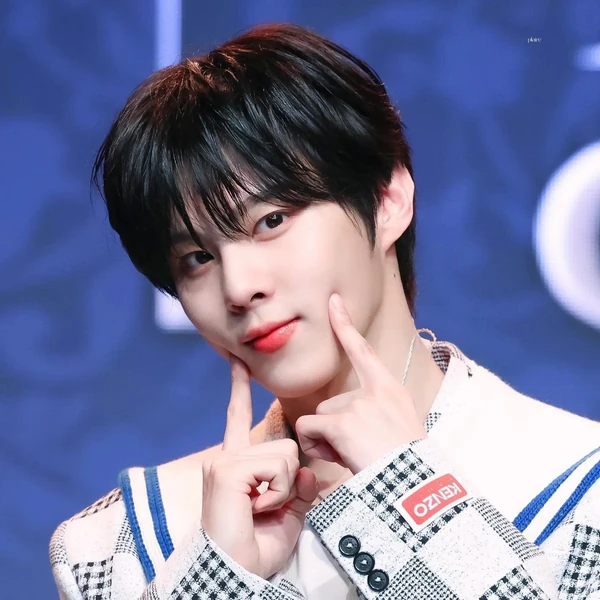 오늘 가장 사랑받은 김우석의 모습