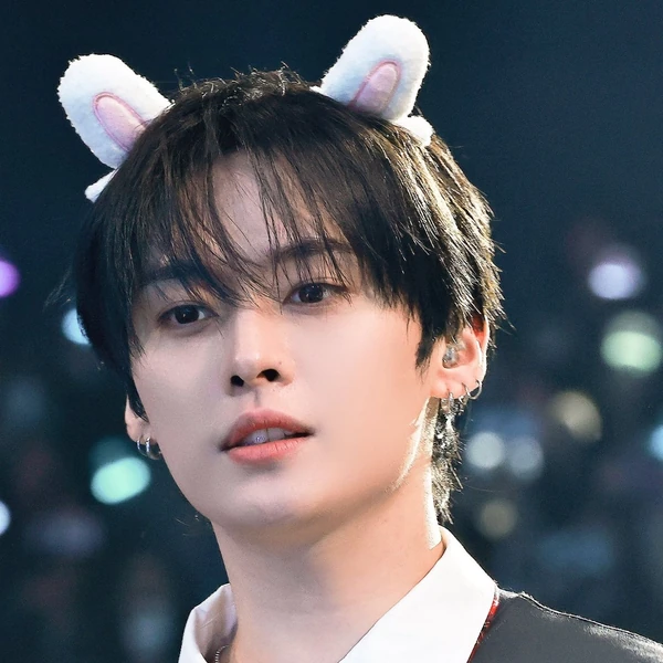 Top Photo Full of Lee Know (Stray Kids) Love