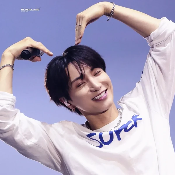 Today's Most Loved Leeteuk (Super Junior)