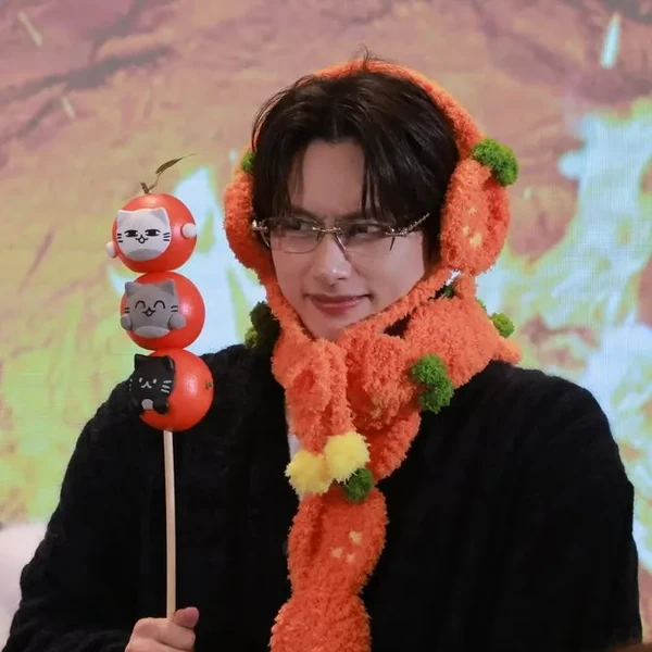 Top Photo Full of Jun (SEVENTEEN) Love