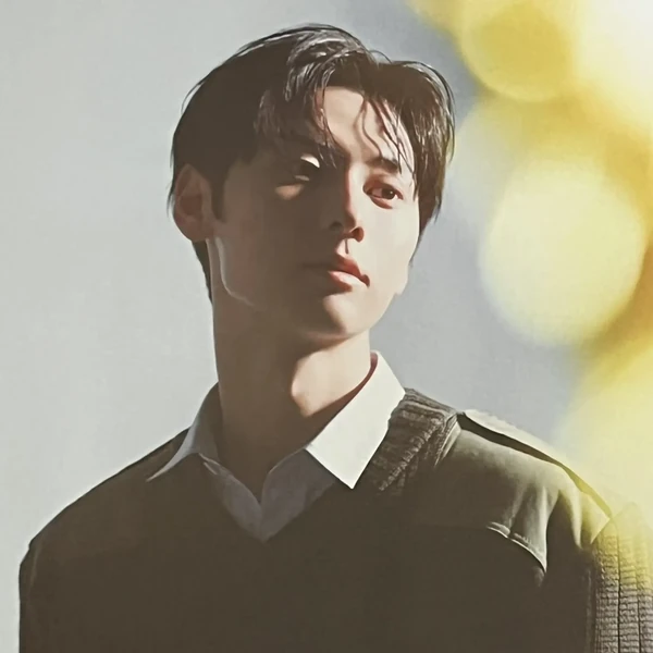 Penampilan Hwang Minhyun yang Paling Dicintai Hari Ini