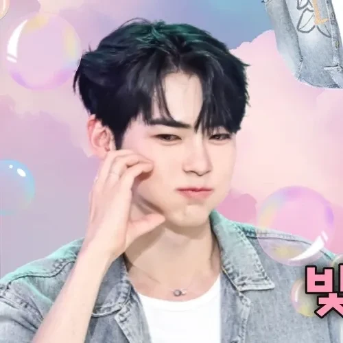 Popular profile image of Sung Hanbin (ZEROBASEONE) selected by votes