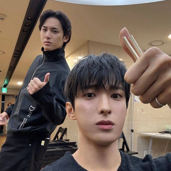 Top Photo Full of SEVENTEEN Love