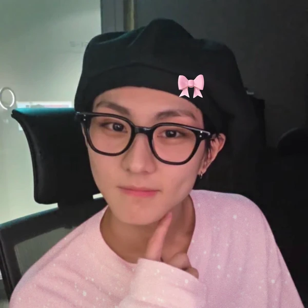 Today's Most Loved Jungwon (ENHYPEN)