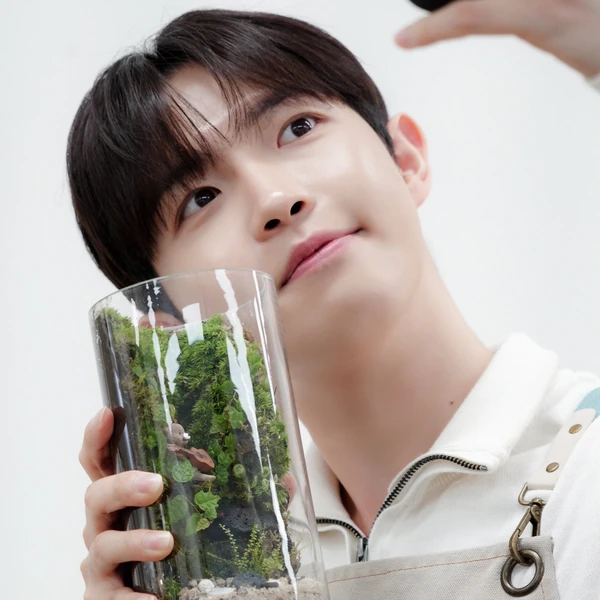 Today's Most Loved Kim Jaehwan