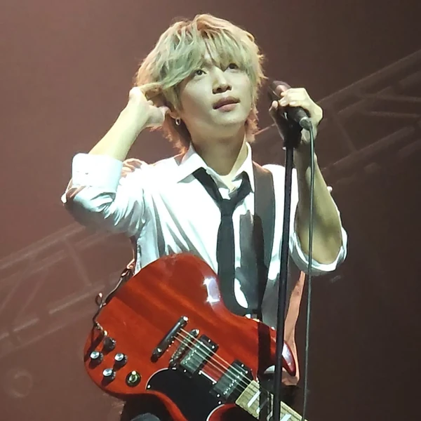 Top Photo Full of Jeong Sewoon Love