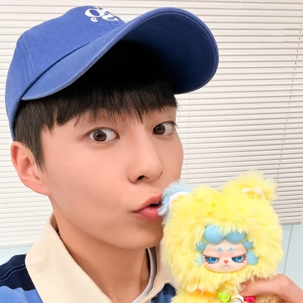 Momen Terbaik Xiumin (EXO) Pilihan Penggemar