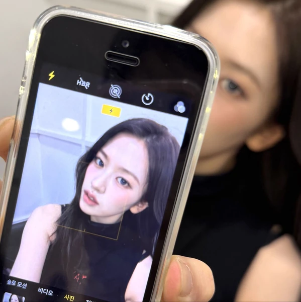 今日最も愛されたアン・ユジン (IVE)の姿