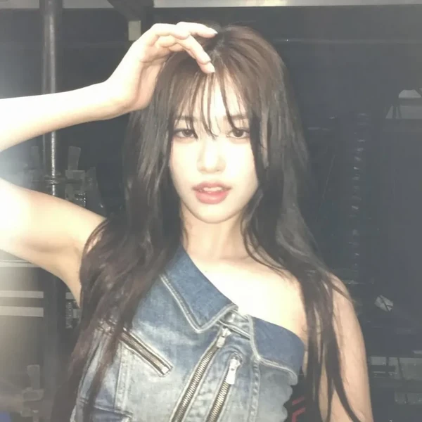 今日最も愛されたアン・ユジン (IVE)の姿