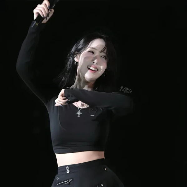 오늘 가장 사랑받은 VIVIZ의 모습