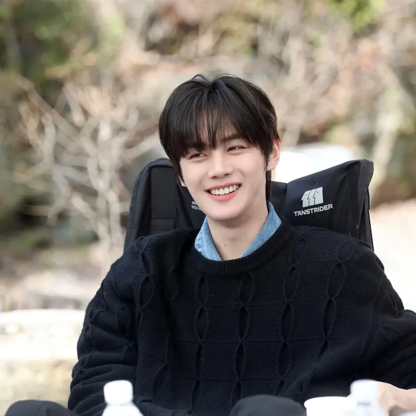 Top Photo Full of Kim Gyuvin Love