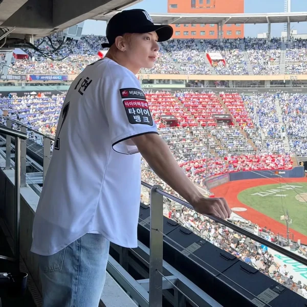 Momen Terbaik TOMORROW X TOGETHER Pilihan Penggemar