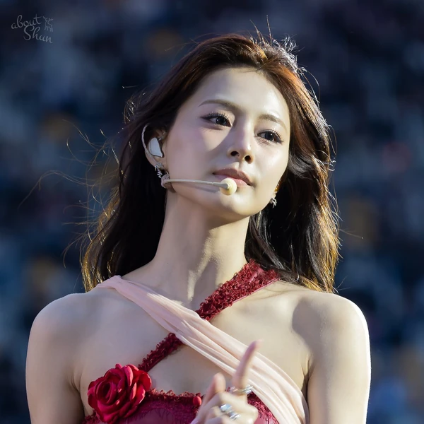 Penampilan Tzuyu (TWICE) yang Paling Dicintai Hari Ini