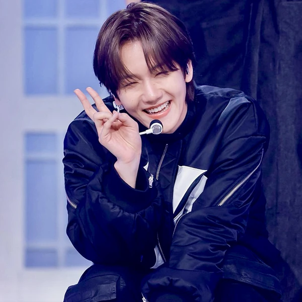 今日最受喜愛的伯賢 (EXO)